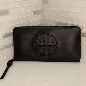 Tory Burch Miller Zip Continental wallet